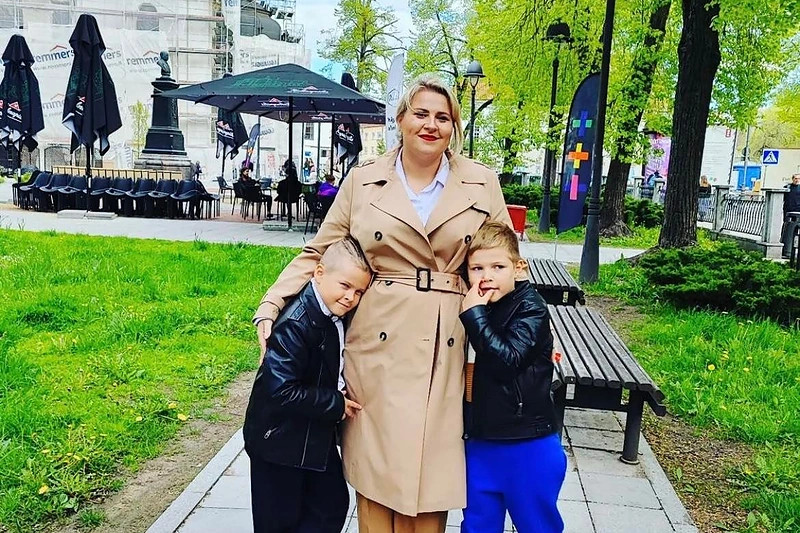 Erika Vitulskienė su vaikais / Socialinių tinklų nuotr.