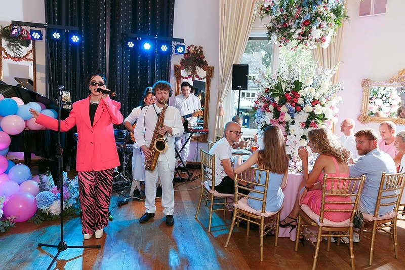 Sandros Skorupskaitės ir Dario Budimlico kūdikio lyties atskleidimo šventės akimirka / Asmeninio albumo nuotr.