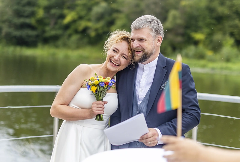 Godos Dapšytės ir Šarūno Šlektavičiaus vestuvės kelte „Uperis“ / Irmanto Gelūno / BNS nuotr.