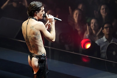 „Måneskin“ pasirodymas MTV Vaizo klipų apdovanojimuose / „Scanpix“/AP nuotr.