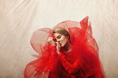 Ieva Narkutė pristato premjerą: atsakė, ar melancholija buvo ir jos vyro akyse