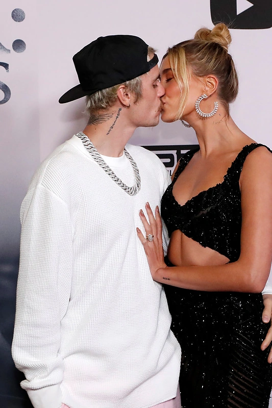 Justinas Bieberis ir Hailey Baldwin / „Reuters“/„Scanpix“ nuotr.