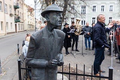 Leonardo Coheno skulptūros atidengimas / Pauliaus Peleckio / BNS nuotr.