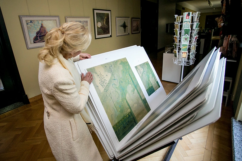 Kauno Kalėdų eglės kūrėja Jolanta Šmidtienė / Kauno miesto savivaldybės nuotr.