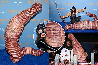 Heidi Klum ir vėl pribloškė Helovino įvaizdžiu: kirmino kostiumą kūrė daugiau nei 10 valandų