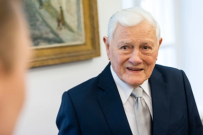 Gimtadienį minintis V.Adamkus: apie Lietuvos ateitį ir šventės planus