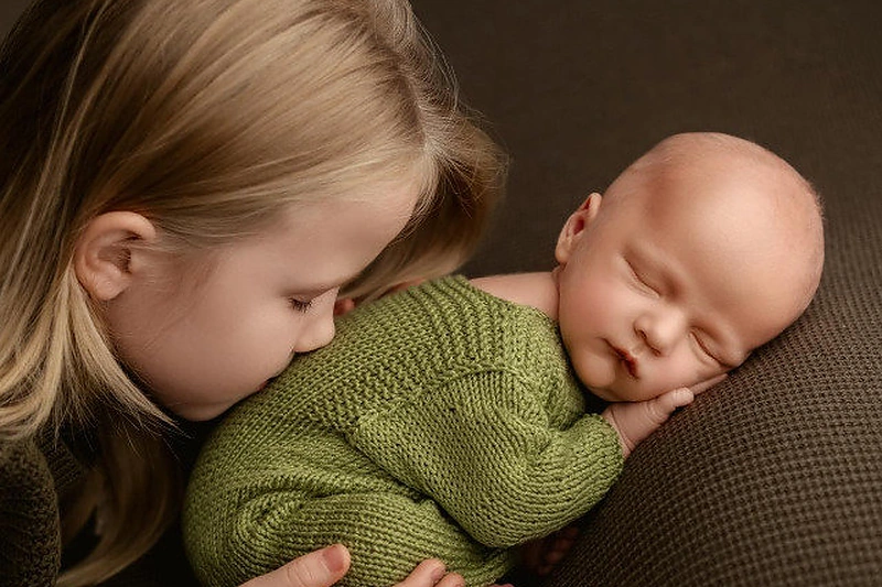 Rimantės Kulvinskytės ir Povilo Miškinio-Eidukonio dukra Luna Medeina ir sūnus Atumas Ramojus / Asmeninio albumo nuotr.