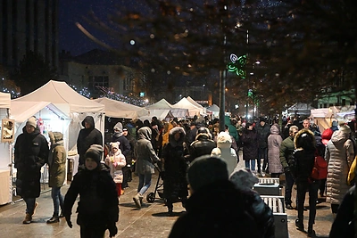 Marijampolės Kalėdų eglės įžiebimas / Marijampolės savivaldybės nuotr.