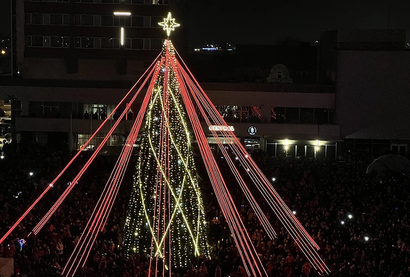 Marijampolės Kalėdų eglės įžiebimas / Marijampolės savivaldybės nuotr.