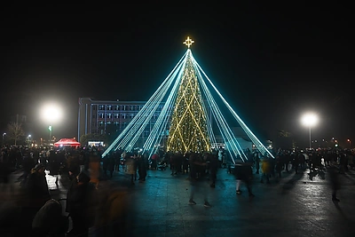 Marijampolės Kalėdų eglės įžiebimas / Marijampolės savivaldybės nuotr.
