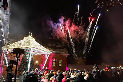 Raudondvario Kalėdų eglės įžiebimas / Kauno rajono savivaldybės nuotr.
