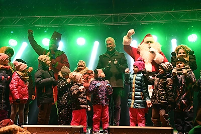 Rietavo Kalėdų eglės įžiebimas / Rietavo savivaldybės nuotr.