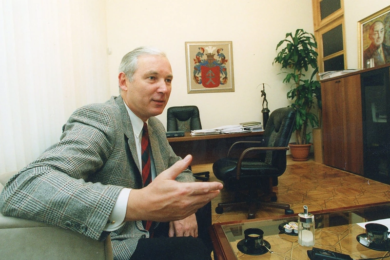 Mirė buvęs premjeras Adolfas Šleževičius