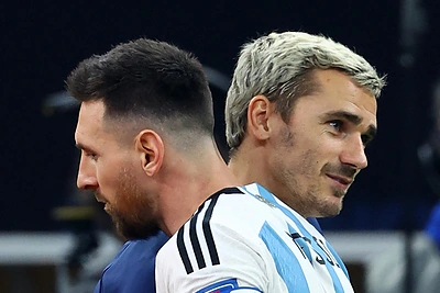 Pasaulio čempionato finalas: Argentina – Prancūzija. L.Messi ir A.Griezmannas. / „Scanpix“ nuotr.