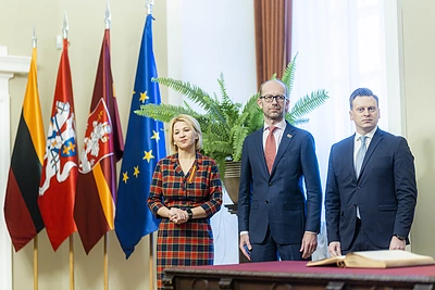 Vilniaus miesto 700 metų jubiliejui skirtą iškilmingą vėliavų pakėlimo ceremoniją / Irmanto Gelūno / BNS nuotr.