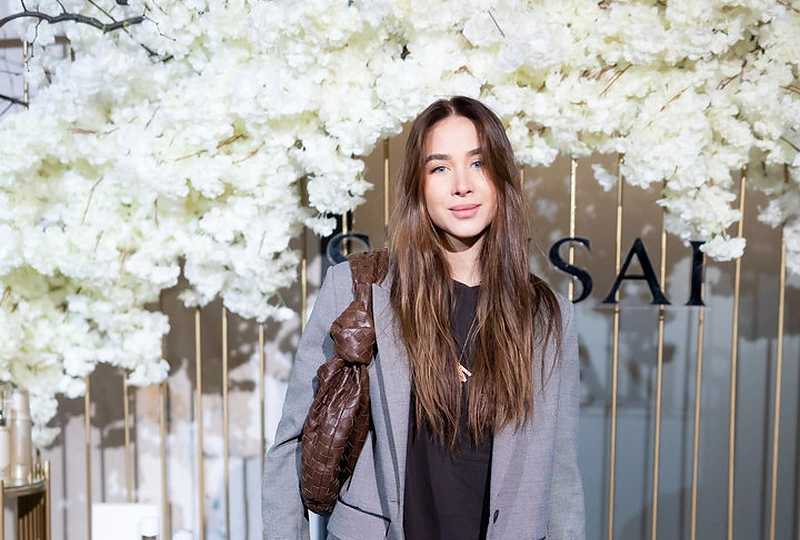 Grožio šventėje I.Žuolytė ir A.Gilytė atskleidė joms svarbiausią kosmetikos priemonę / „Sirowa“ nuotr.