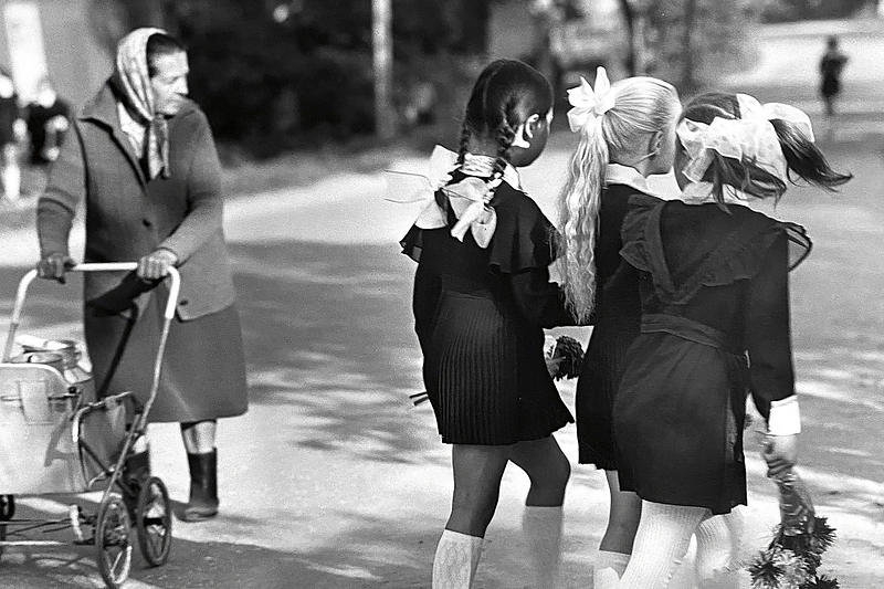 Baltų apykaklių metai / Antano Sutkaus nuotrauka