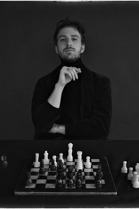 Two Feet / Asmeninio albumo nuotr.