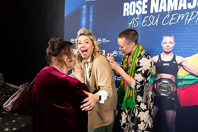 Beata Nicholson, Rose Namajunas / Gretos Skaraitienės / BNS nuotr.