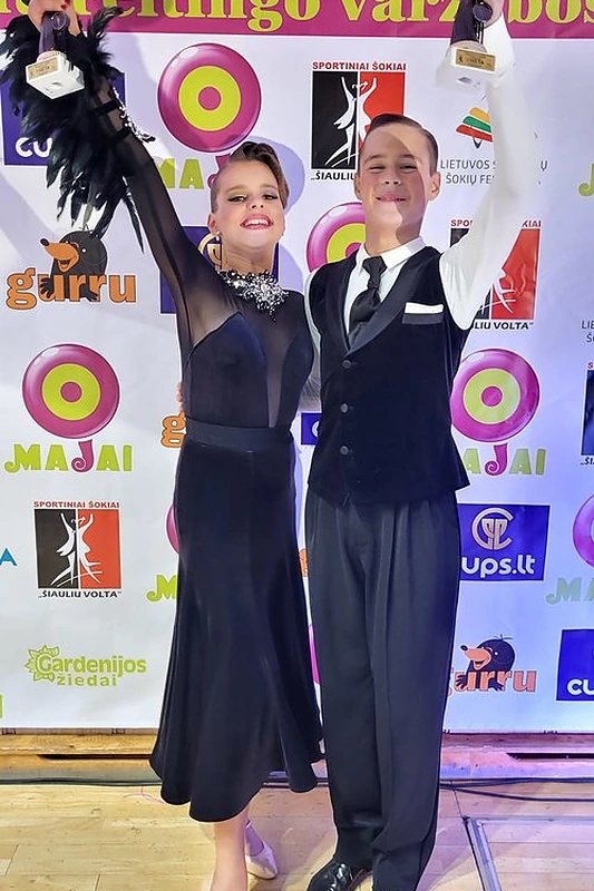 Andriaus Rimiškio dukra Lėja su šokių partneriu Gustu / Asmeninio albumo nuotr.