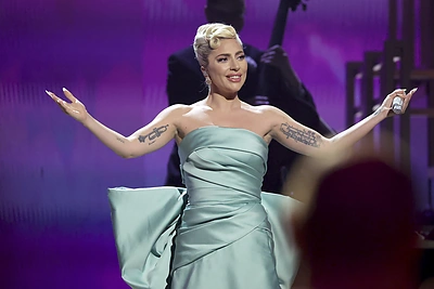 Lady Gaga – apie savo Čigonų rūmus, mylimą vyrą, šunis ir vienatvę: „Geriausiai jaučiuosi viena“