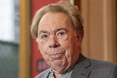 A.L.Webberis prabilo apie sūnaus Nicholo ligą: būklė – itin sunki, kompozitorius „sugniuždytas“