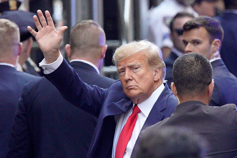 D.Trumpas pateko į areštinę: tai – pirmas toks atvejis JAV istorijoje