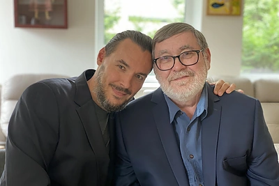 Kostas Smoriginas su sūnumi / Asmeninio albumo nuotr.