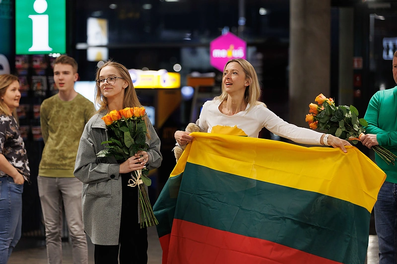 Monikos Linkytės sutiktuvės oro uoste / Eriko Ovčarenko / BNS nuotr.