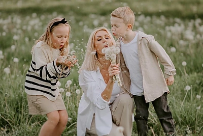 Katažinos Zvonkuvienės fotosesija su vaikais / „Dobiliuko foto“ nuotr.