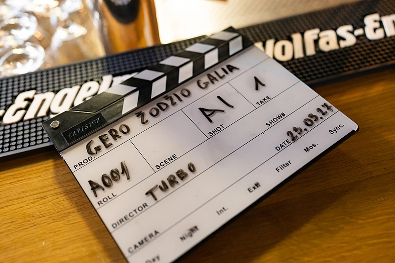 „Volfas Engelman Nealkoholinis“, tęsdamas kampaniją #GeroŽodžioGalia, įvykdė netikėtą darbuotojų filmavimą: reakcijos nustebino / V.Dranginio nuotr.