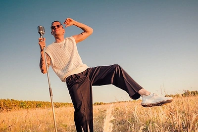 Vasariška T.Juodsnukio premjera – daina ir karštas klipas: įkvėpė S.Povilaičio numylėta Palanga