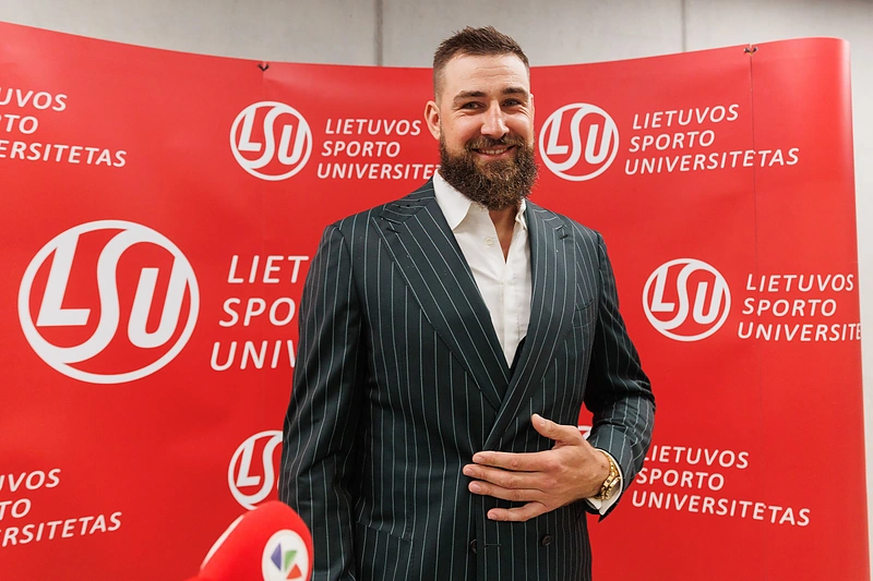 LSU diplomų įteikimo šventė / Eriko Ovčarenko / BNS nuotr.