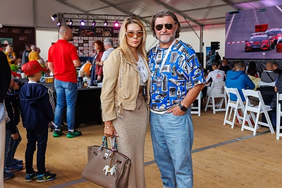 Daina ir Antanas Bosai Palangos lenktynes žiūrėjo VIP palapinėje: „Čia suvažiuoja visa Lietuva“