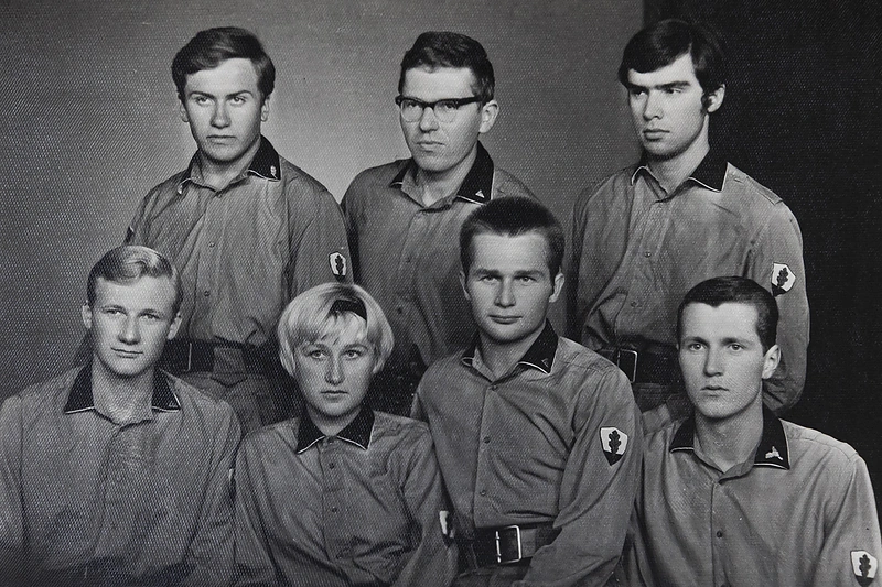 KPI žygeiviai 1968 metų vasarą, prieš išvykdami į Čiornają Padiną ir Tian Šanį. Vidmantas – pirmas iš kairės / Asmeninio albumo nuotrauka