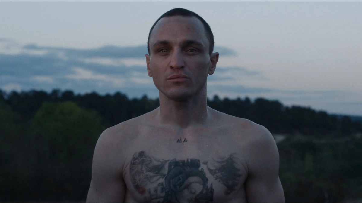 „Disko berniukas“ / Stop kadras