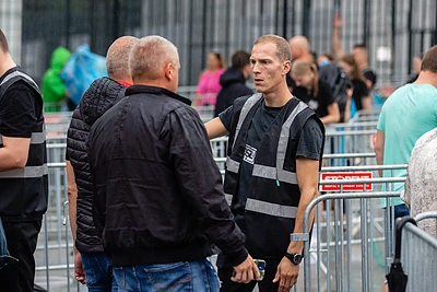 SEL gerbėjai renkasi į koncertą / Teodoro Biliūno / BNS nuotr.