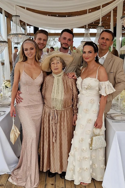 Mindaugo Anusausko ir Emilės Valiukaitės vestuvės / Jurgos Anusauskienės nuotr.