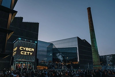 „The Atomic Garden“ dešimtuosius mokslo metus pradeda naujuose namuose