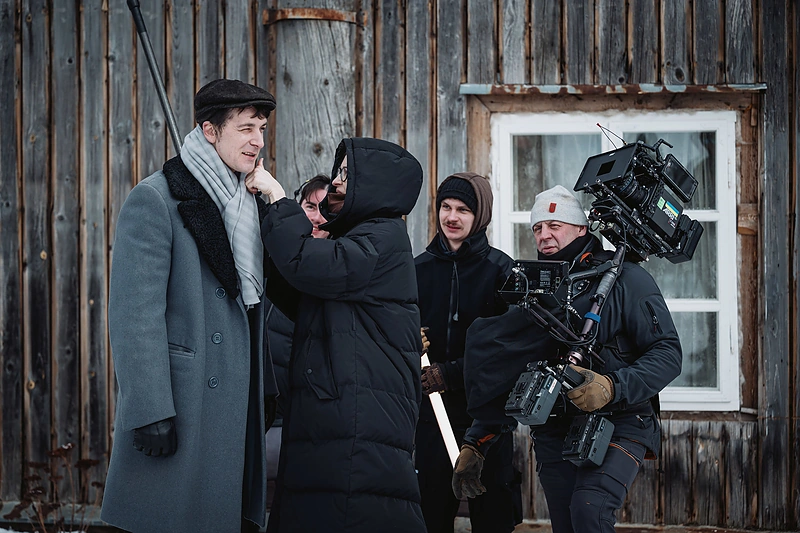 Simonas Storpirštis filme „Laikinai jūsų“ / „Singing Fish“ nuotr.