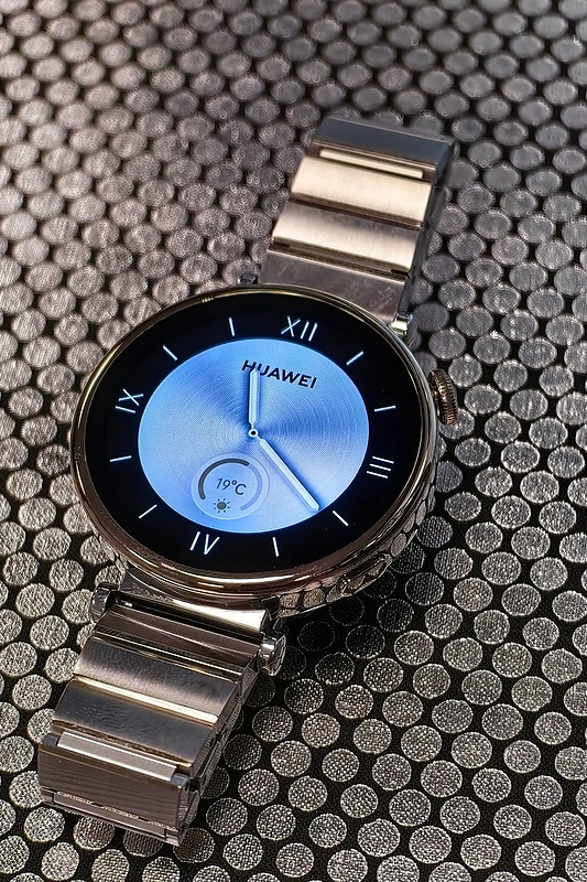„HUAWEI Watch GT4“ – mados ir technologijų proverži / Huawei nuotr.