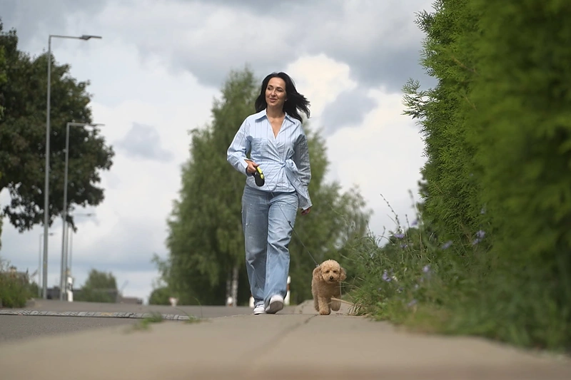 Eglė Visockaitė su augintine Uoga / LNK nuotr.