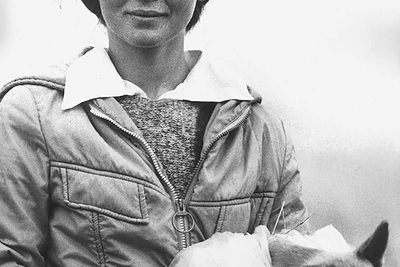 Labai žmogiškas ir novatoriškas Vytauto Žalakevičiaus filmas „Atsiprašau“, anot šviesaus atminimo kino kritiko Sauliaus Macaičio, Lietuvoje nesukėlė tinkamo atgarsio. Užtat Sovietų Sąjungos kino gerbėjai pastebėjo ir įvertino filme pagrindinį vaidmenį atlikusią didžiaakę aktorę Nijolę Oželytę / Lietuvos teatro, muzikos ir kino muziejaus nuotrauka