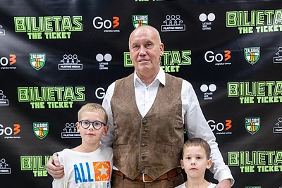Rimas Kurtinaitis su anūkais / Teodoro Biliūno / BNS nuotr.