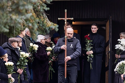 Atsisveikinimas su Algimantu Raudonikiu / Pauliaus Peleckio / BNS nuotr.