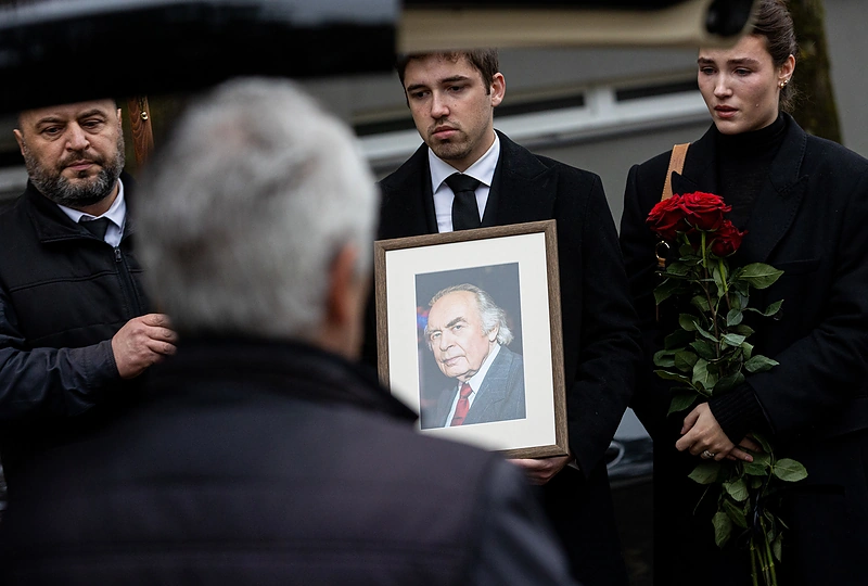 Atsisveikinimas su Algimantu Raudonikiu / Pauliaus Peleckio / BNS nuotr.