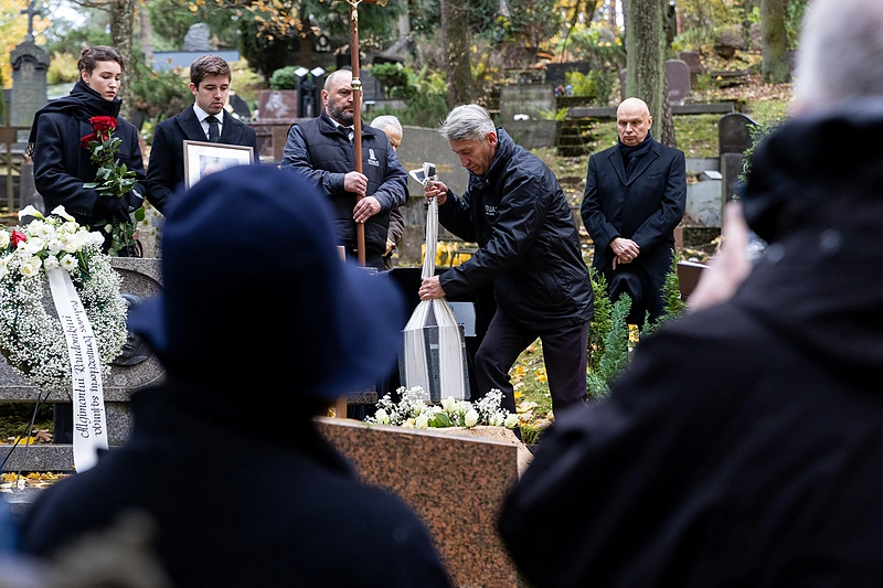 Atsisveikinimas su Algimantu Raudonikiu / Pauliaus Peleckio / BNS nuotr.