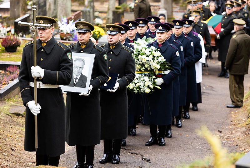 Bronislavo Kuzmicko laidotuvės / Skirmanto Lisausko / BNS nuotr.