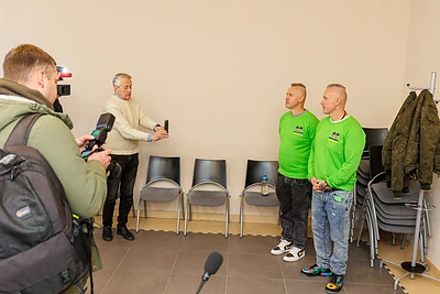 Broliai Maciai teisme / Eriko Ovčarenko / BNS nuotr.