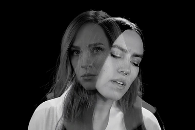 Netikėtas duetas: Inga Jankauskaitė ir Evgenya Redko pristato premjerą – paliečia iki sielos gelmių